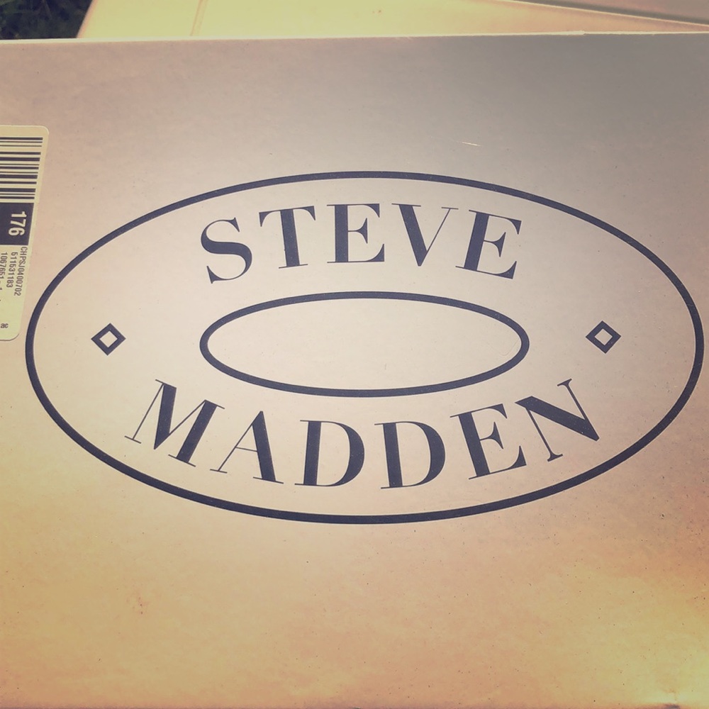 Steve Madden Tobii Cognac Suede bootie